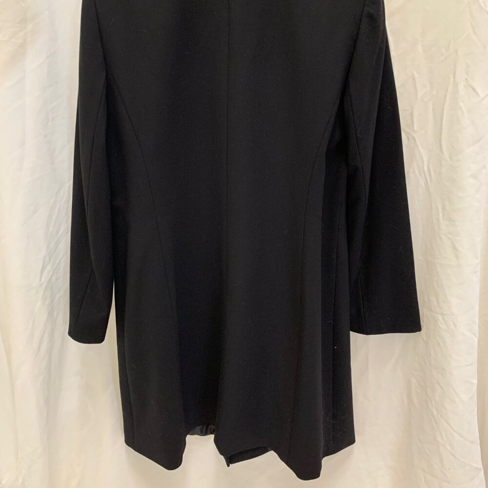 TAHARI Arthur S. Levine black hidden snap coat (12/14) - Picture 4 of 14